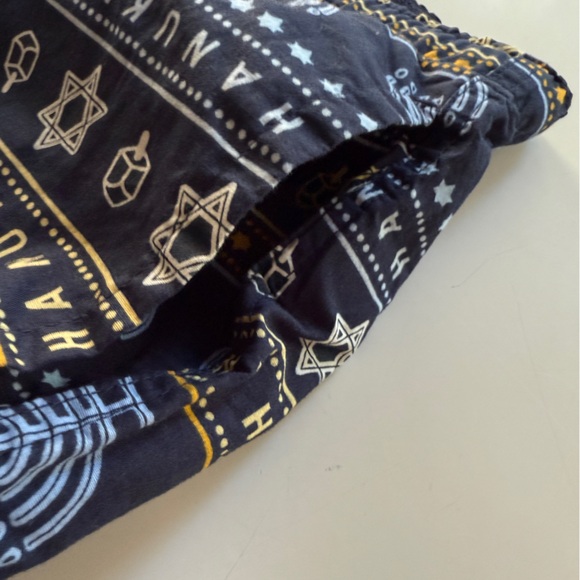 Gap Hanukkah pajama bottoms - unisex XL. - Picture 6 of 8